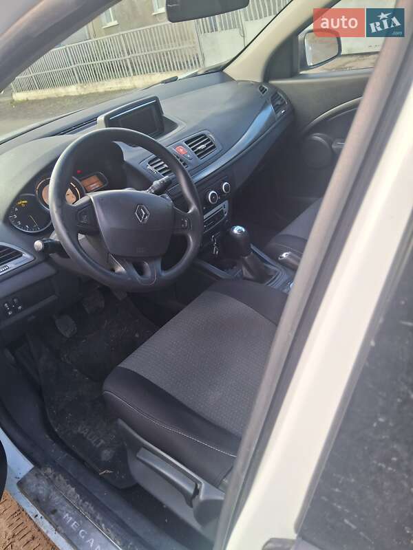 Хэтчбек Renault Megane 2013 в Староконстантинове