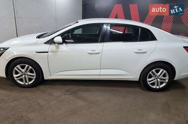 Седан Renault Megane 2020 в 