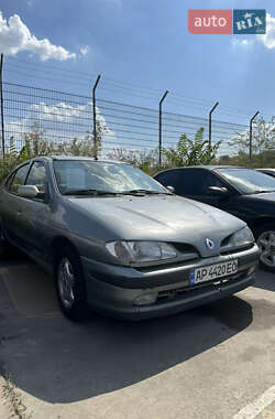 Хэтчбек Renault Megane 1998 в Запорожье
