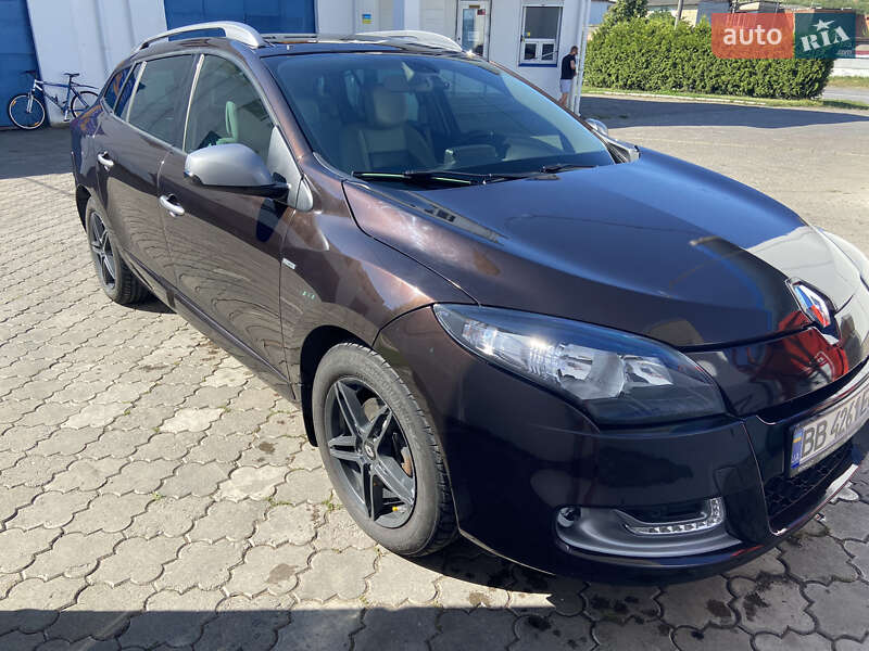 Універсал Renault Megane 2012 в Чернівцях фото 4 Універсал Renault Megane 2012 в Чернівцях
