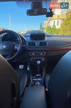 Хэтчбек Renault Megane 2013 в 