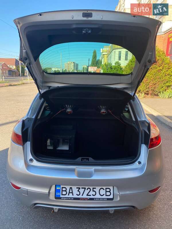 Хэтчбек Renault Megane 2013 в Кропивницком