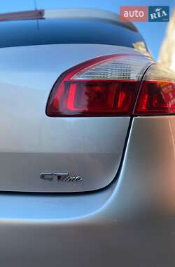 Хэтчбек Renault Megane 2013 в 
