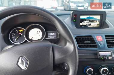 Универсал Renault Megane 2012 в 