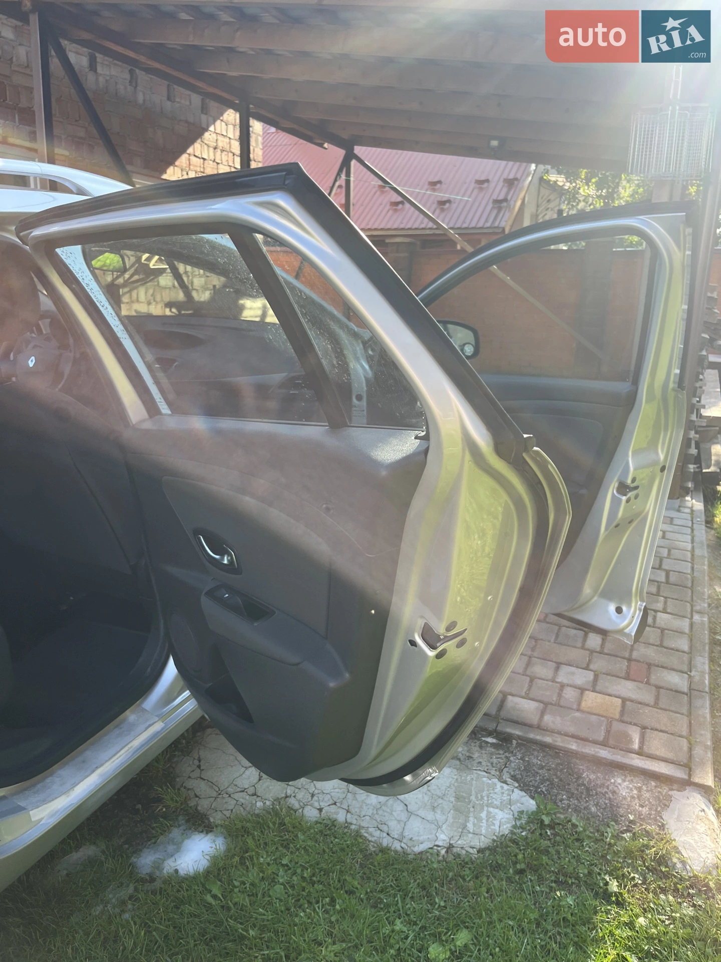2011 Renault Megane - мініатюра 21