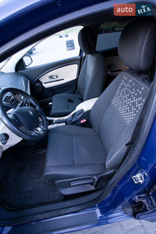 Универсал Renault Megane 2012 в Львове фото 29 Универсал Renault Megane 2012 в Львове