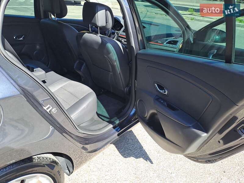 Універсал Renault Megane 2013 в Дніпрі фото 11 Універсал Renault Megane 2013 в Дніпрі