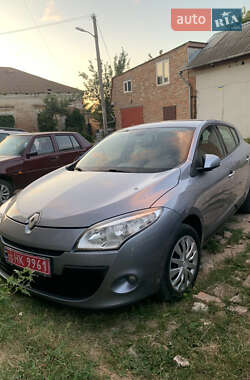 Хэтчбек Renault Megane 2009 в Ромнах