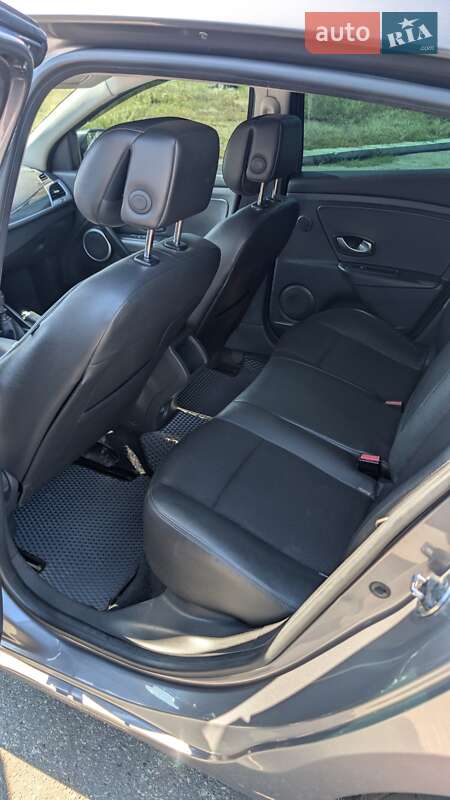 Хетчбек Renault Megane 2009 в Дніпрі