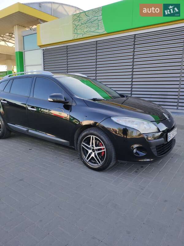 Универсал Renault Megane 2011 в Новомосковске фото 10 Универсал Renault Megane 2011 в Новомосковске