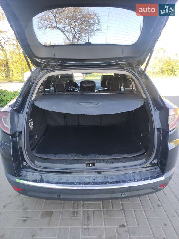 Универсал Renault Megane 2011 в Новомосковске фото 13 Универсал Renault Megane 2011 в Новомосковске