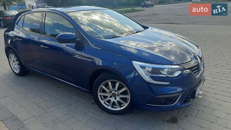 Хэтчбек Renault Megane 2016 в Полтаве