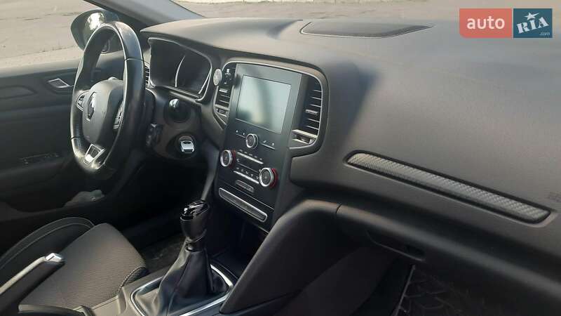 Хэтчбек Renault Megane 2016 в Полтаве