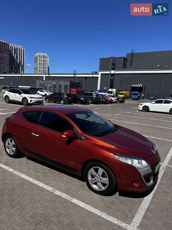 Купе Renault Megane 2011 в Києві
