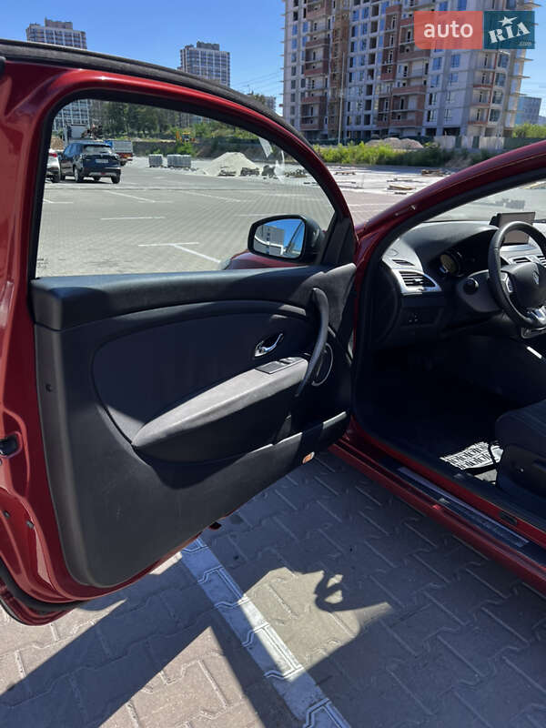 Купе Renault Megane 2011 в Києві