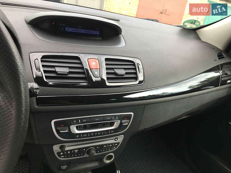 Универсал Renault Megane 2011 в Карловке