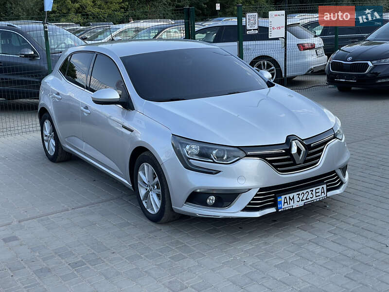 Хэтчбек Renault Megane 2016 в Бердичеве фото 10 Хэтчбек Renault Megane 2016 в Бердичеве