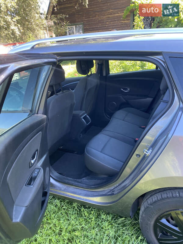 Універсал Renault Megane 2010 в Вишневому