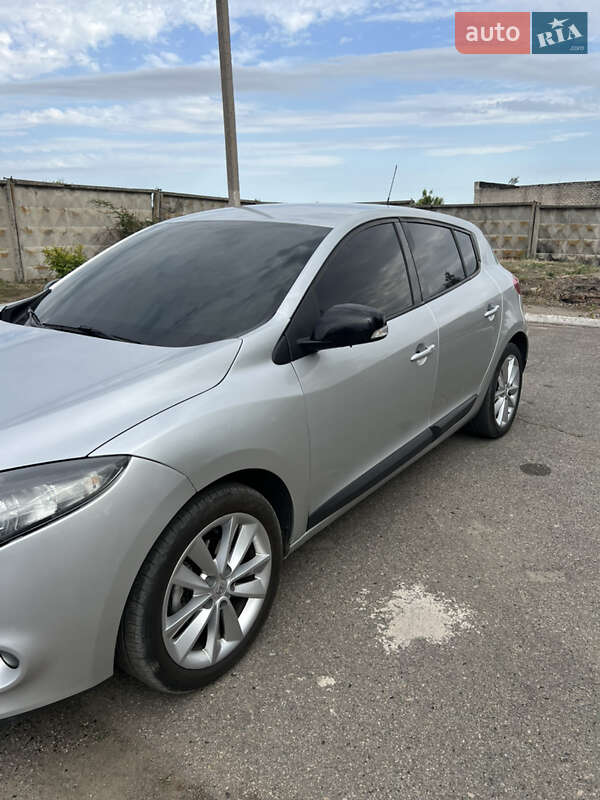 Хэтчбек Renault Megane 2011 в Днепре