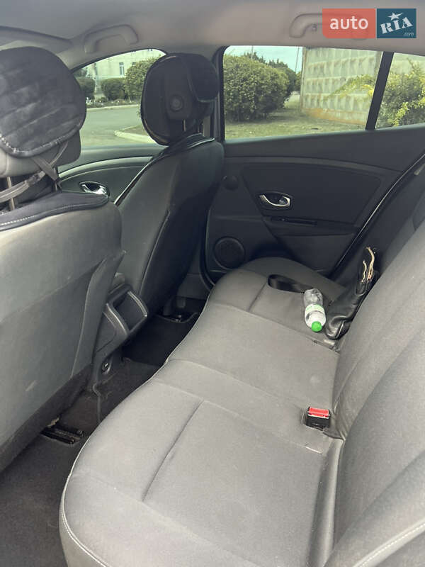 Хэтчбек Renault Megane 2011 в Днепре