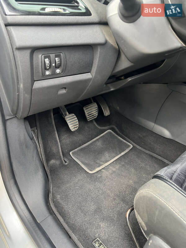 Хэтчбек Renault Megane 2011 в Днепре