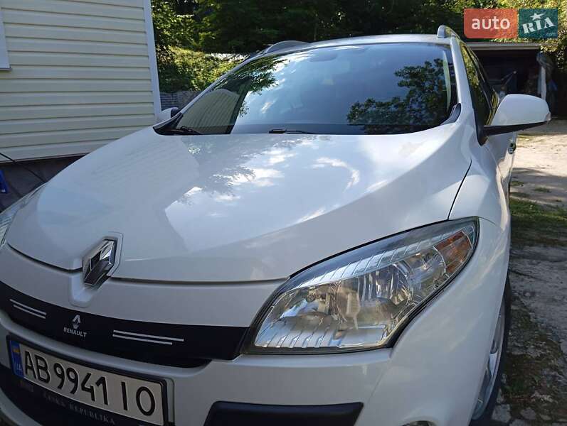 Универсал Renault Megane 2011 в Могилев-Подольске фото 5 Универсал Renault Megane 2011 в Могилев-Подольске