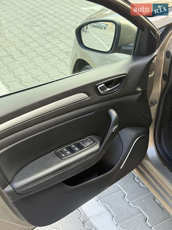 Универсал Renault Megane 2017 в Тернополе фото 16 Универсал Renault Megane 2017 в Тернополе
