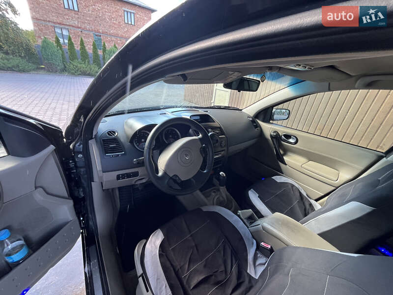 Універсал Renault Megane 2004 в Чернівцях