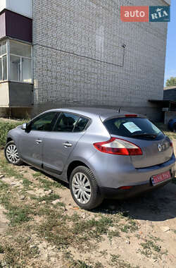 Хетчбек Renault Megane 2009 в Ромнах