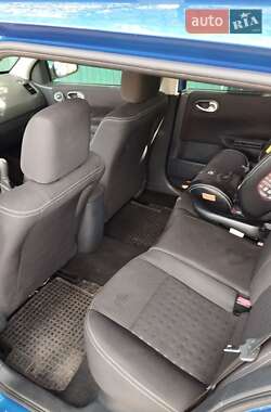 Универсал Renault Megane 2005 в 
