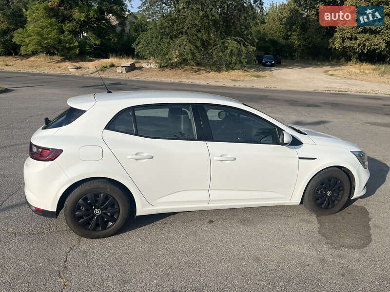 Хетчбек Renault Megane 2016 в Запоріжжі