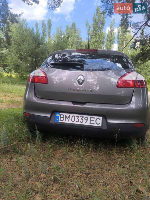 Хэтчбек Renault Megane 2010 в Ахтырке фото 7 Хэтчбек Renault Megane 2010 в Ахтырке