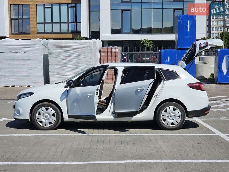 Універсал Renault Megane 2011 в Івано-Франківську фото 14 Універсал Renault Megane 2011 в Івано-Франківську