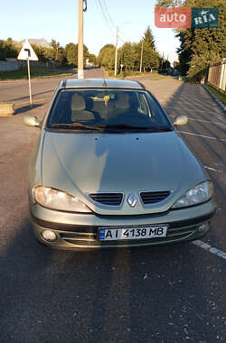 Седан Renault Megane 2001 в Києві