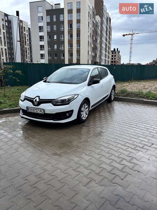 Хэтчбек Renault Megane 2014 в 