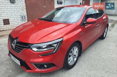 Хэтчбек Renault Megane 2017 в Запорожье