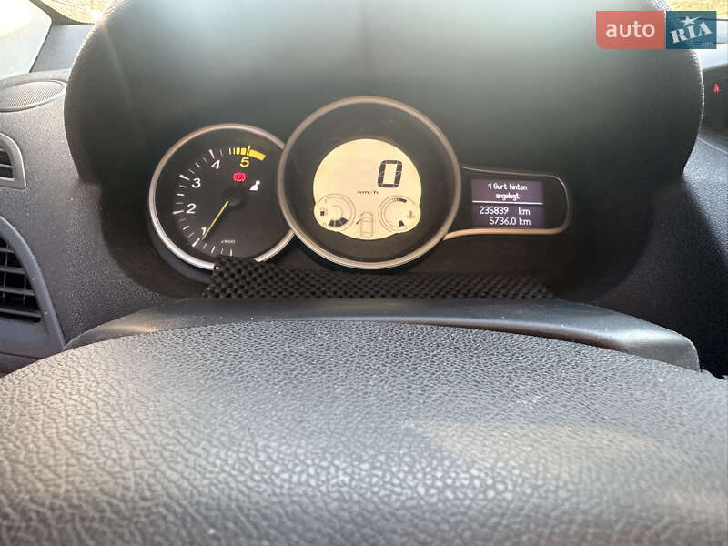 Универсал Renault Megane 2010 в Ровно фото 10 Универсал Renault Megane 2010 в Ровно