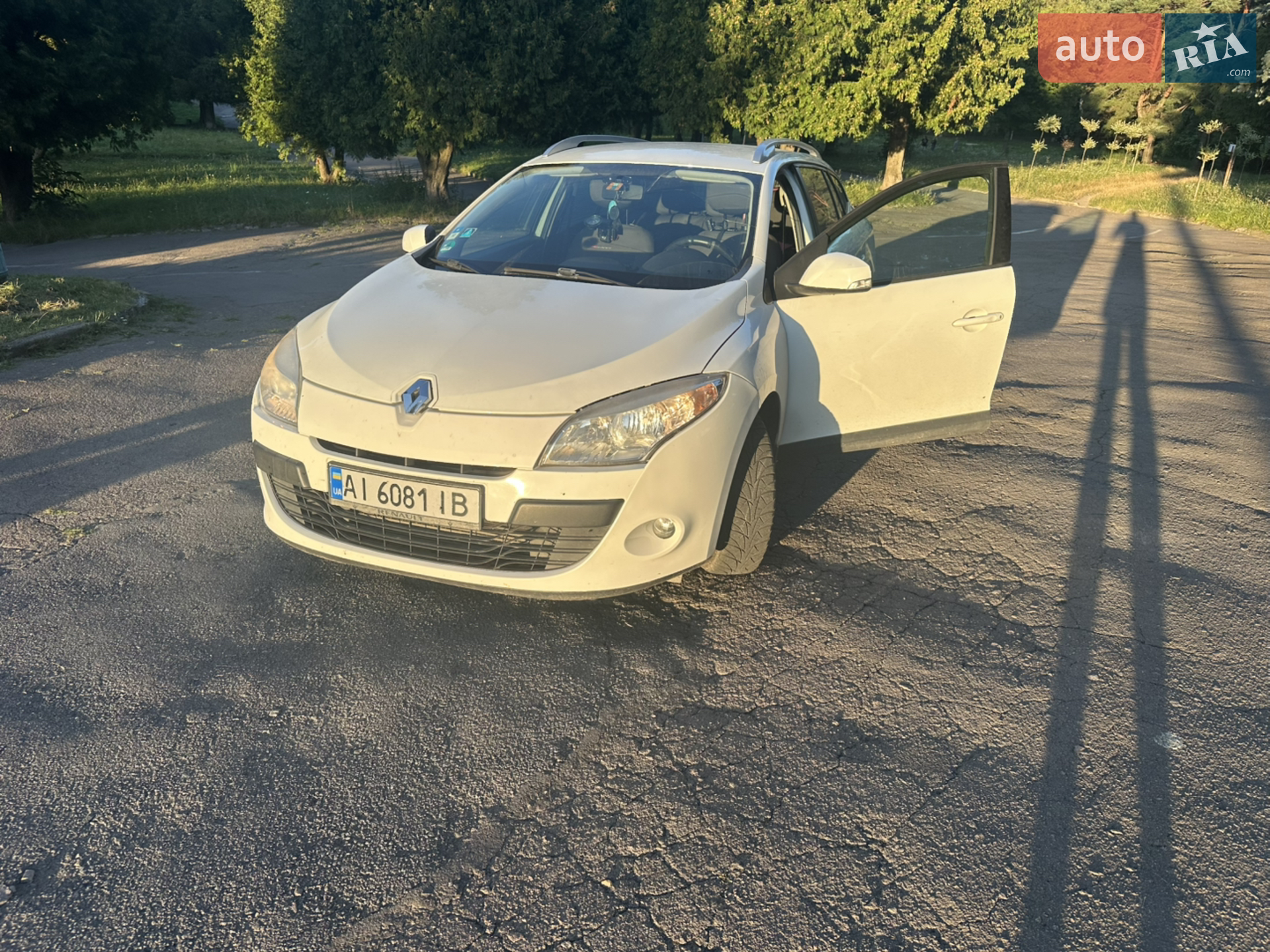 2010 Renault Megane - мініатюра 16