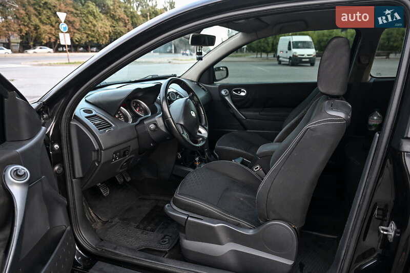 Купе Renault Megane 2005 в Запоріжжі фото 11 Купе Renault Megane 2005 в Запоріжжі
