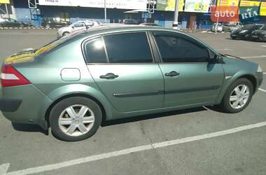Седан Renault Megane 2005 в 