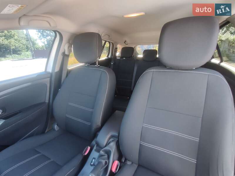 Универсал Renault Megane 2014 в Бердичеве фото 6 Универсал Renault Megane 2014 в Бердичеве