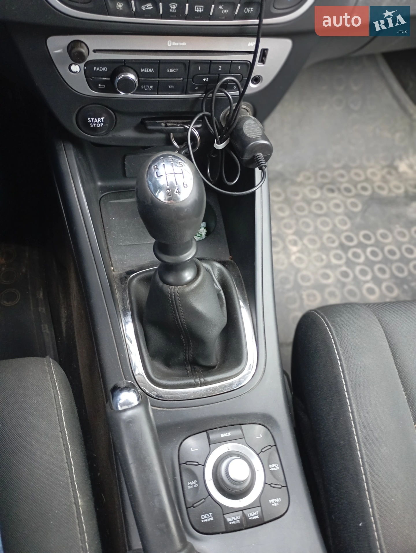 2012 Renault Megane - мініатюра 20