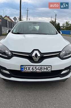 Хэтчбек Renault Megane 2015 в 