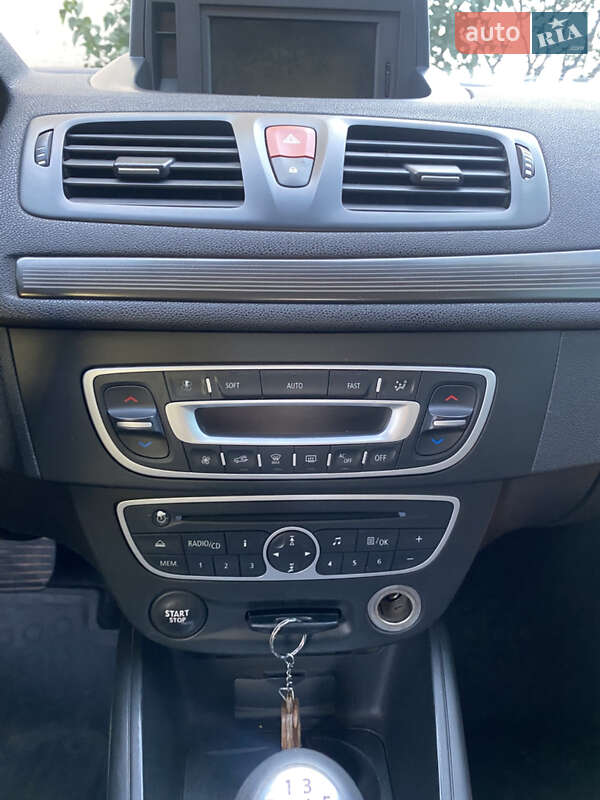 Универсал Renault Megane 2010 в Баштанке фото 29 Универсал Renault Megane 2010 в Баштанке