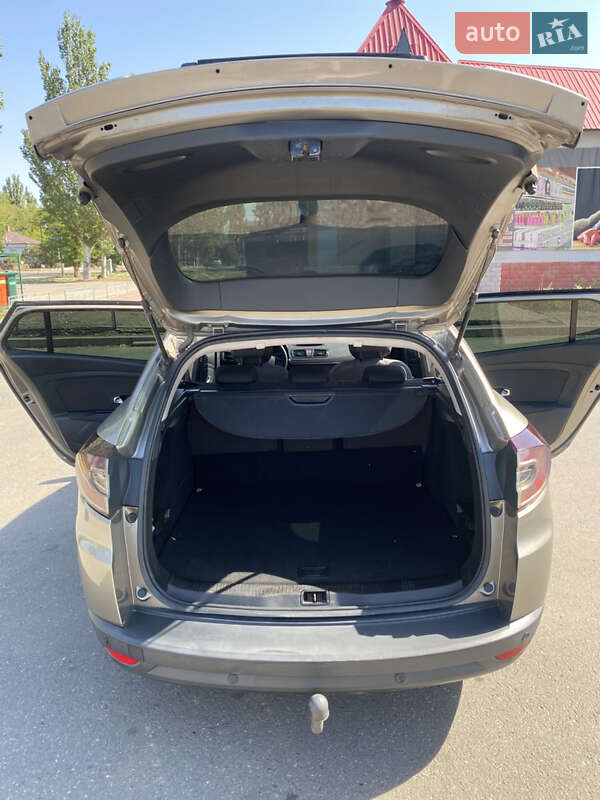 Универсал Renault Megane 2010 в Баштанке фото 42 Универсал Renault Megane 2010 в Баштанке