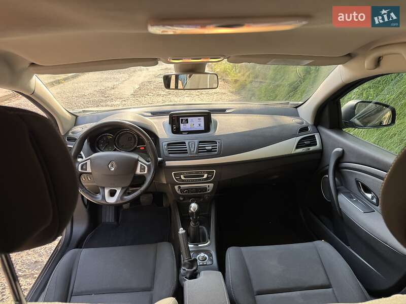 Универсал Renault Megane 2012 в Луцке фото 10 Универсал Renault Megane 2012 в Луцке