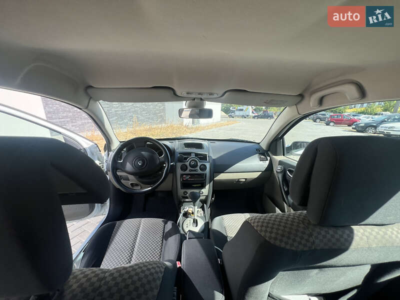 Универсал Renault Megane 2005 в Ровно фото 9 Универсал Renault Megane 2005 в Ровно