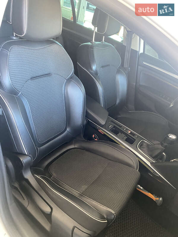 Универсал Renault Megane 2017 в Николаеве