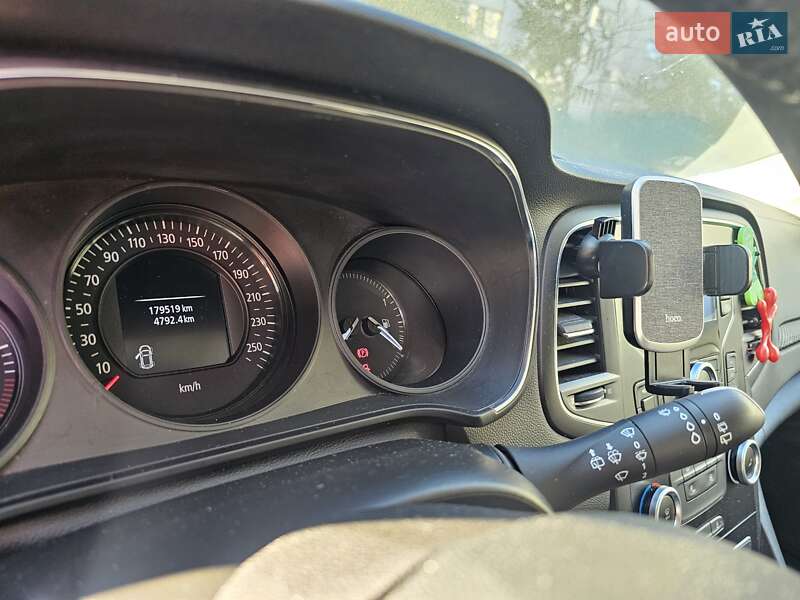 Универсал Renault Megane 2018 в Киеве