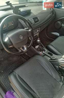 Хэтчбек Renault Megane 2015 в 